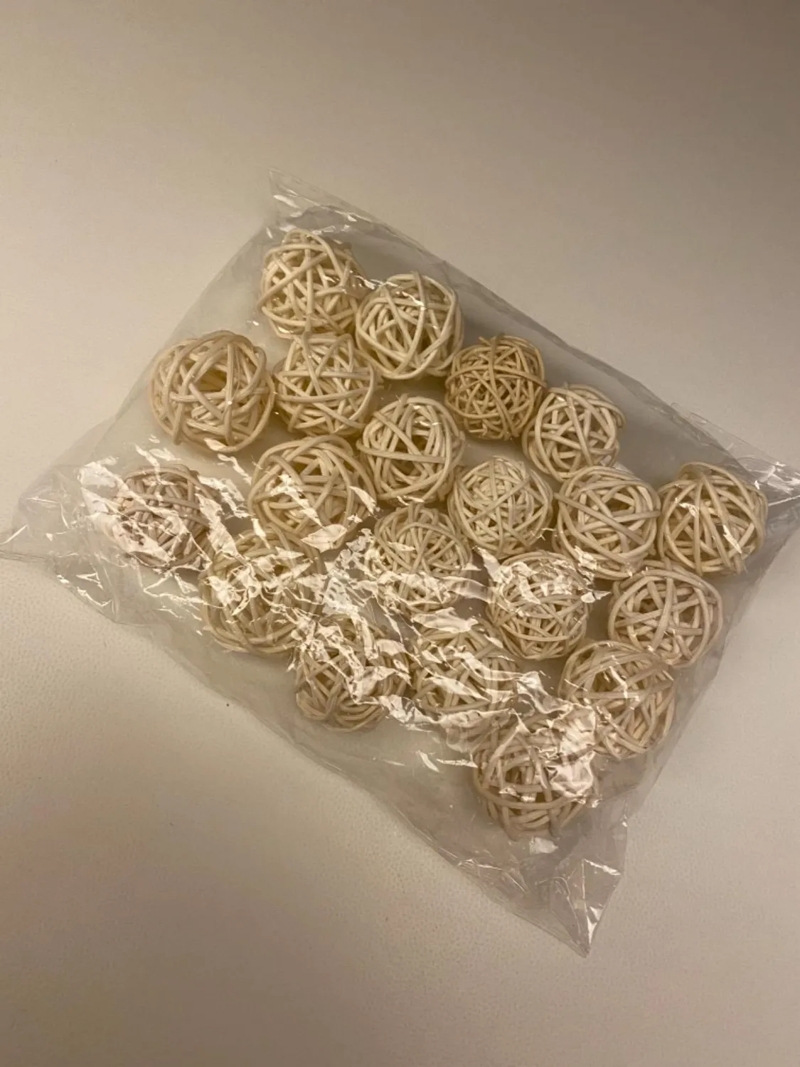Garosa boules en rotin décoratives blanches lot de 20