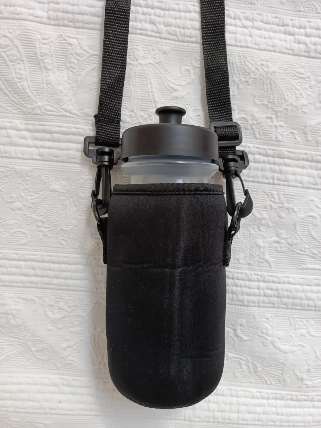 Garosa porte-bouteille en néoprène à bandoulière réglable