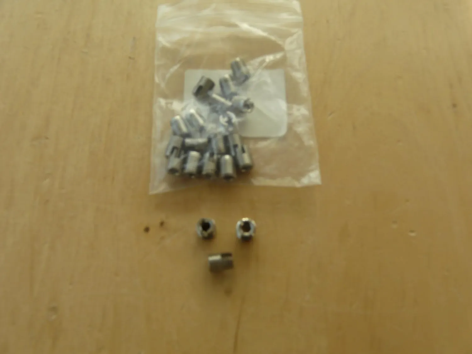 Garosa inserts filetés M4x8mm métal lot de 20