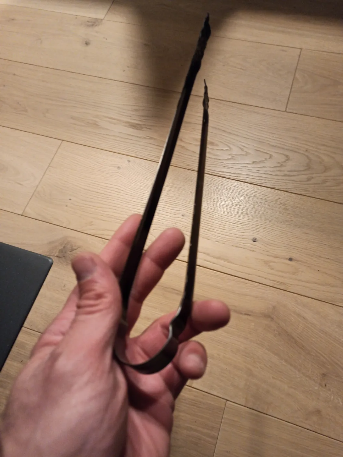 Garosa pince à charbon barbecue métal 30 cm antidérapante