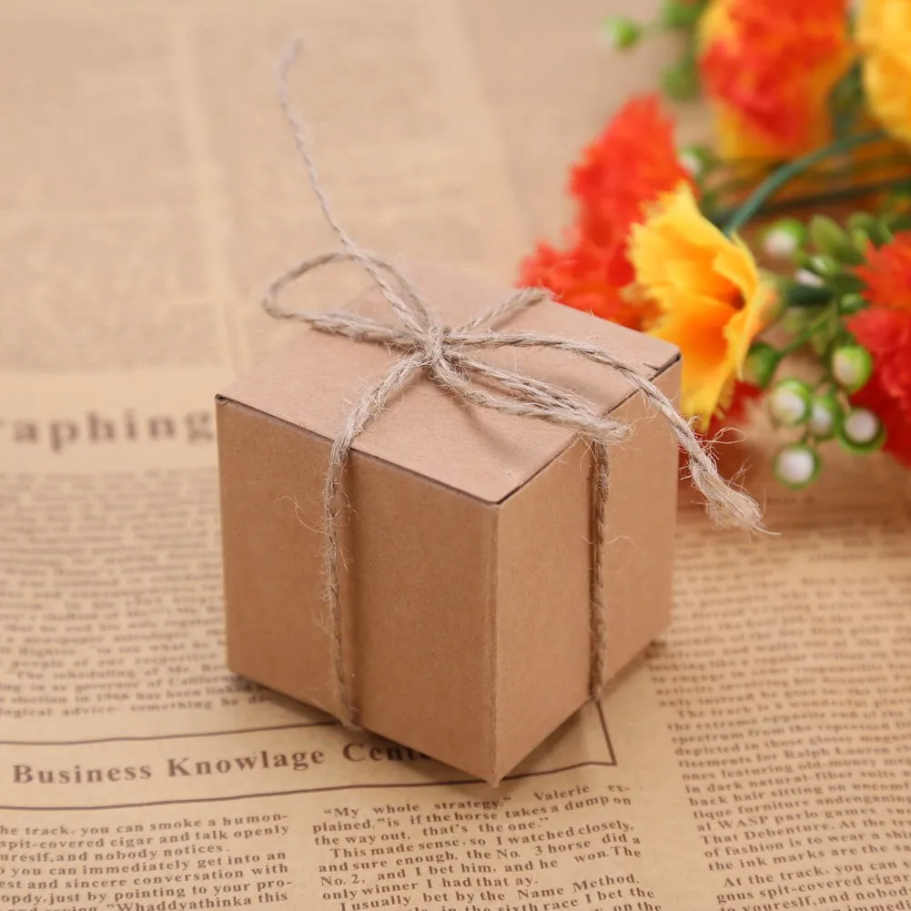 Garosa boîtes à bonbons kraft 5 x 5 x 5 cm, lot de 50, avec ficelle